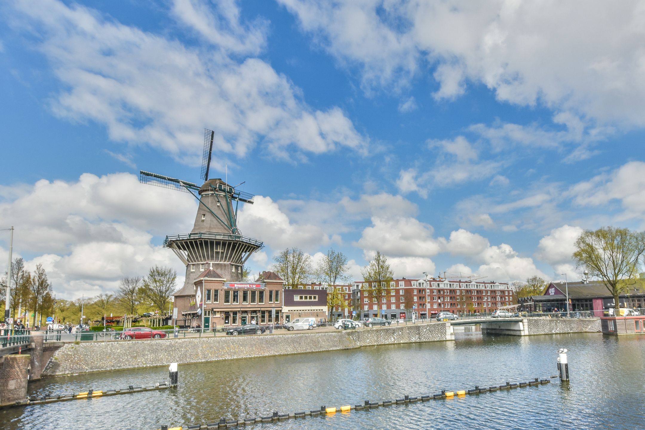 Foto 24 van Borneostraat 1-B