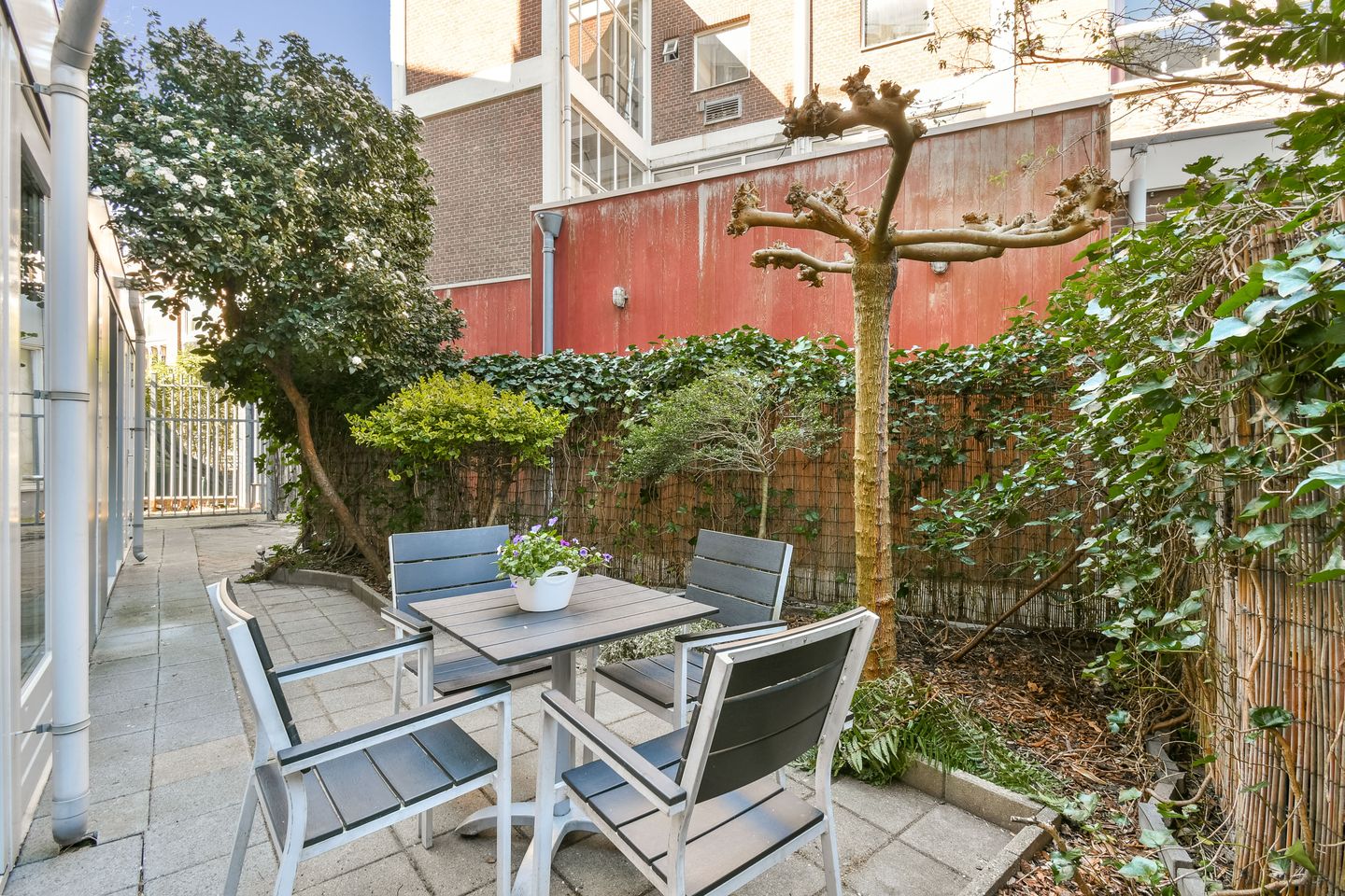 Foto 5 van Borneostraat 1-B