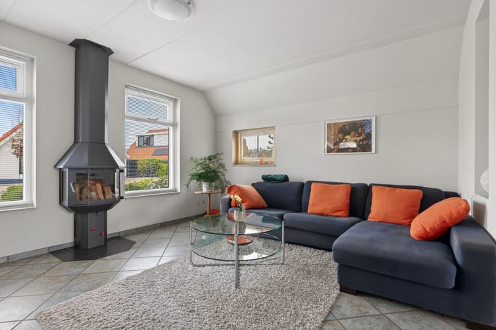 Photo 3 of Meerkoet 28