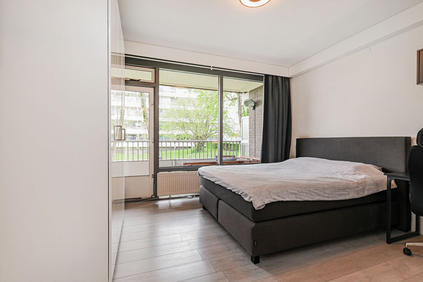 Photo 20 of Passage 78