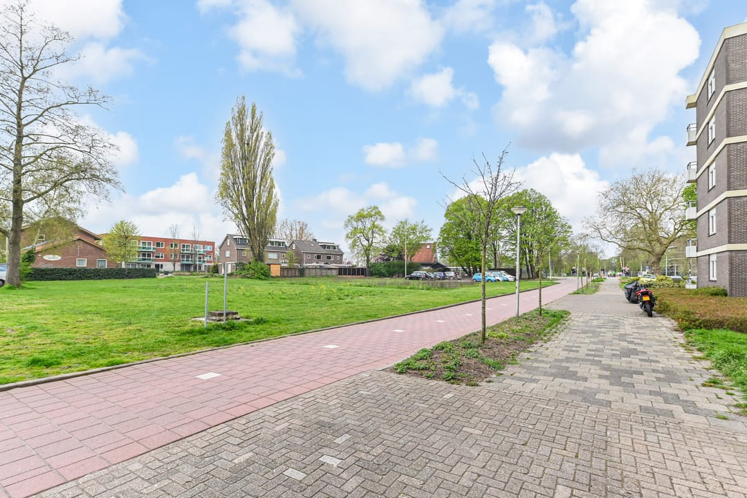 Photo 31 of Passage 78