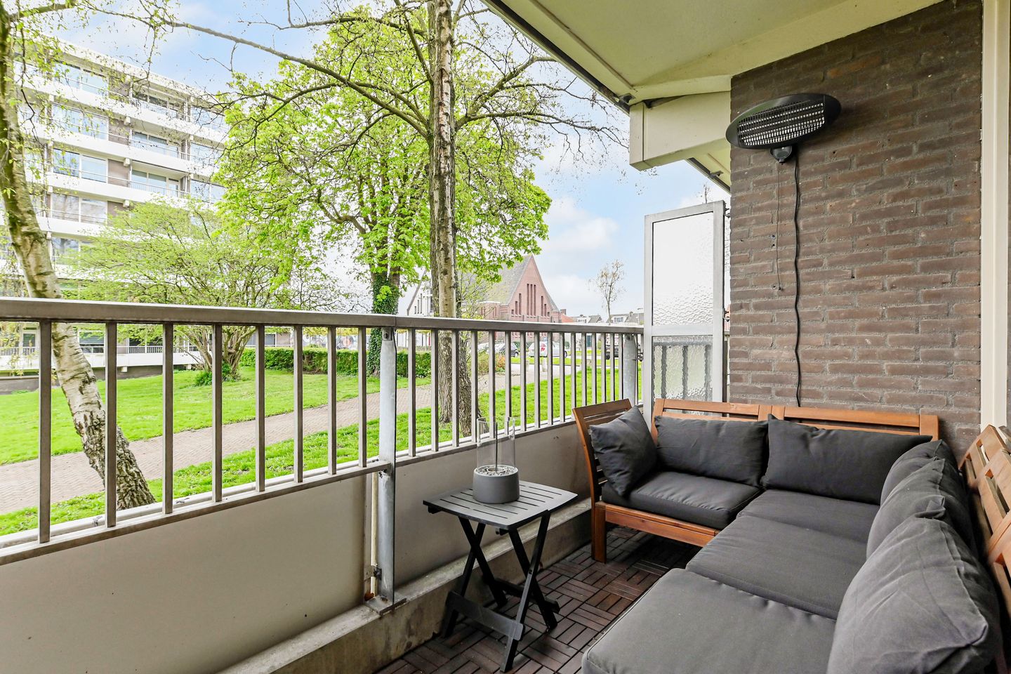 Photo 25 of Passage 78