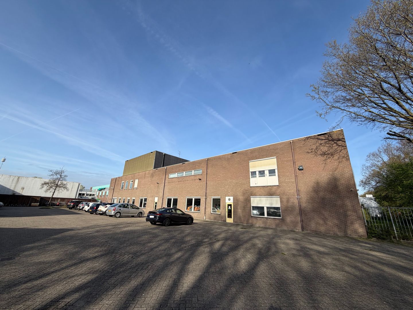 View photo 1 of Stephensonstraat 28