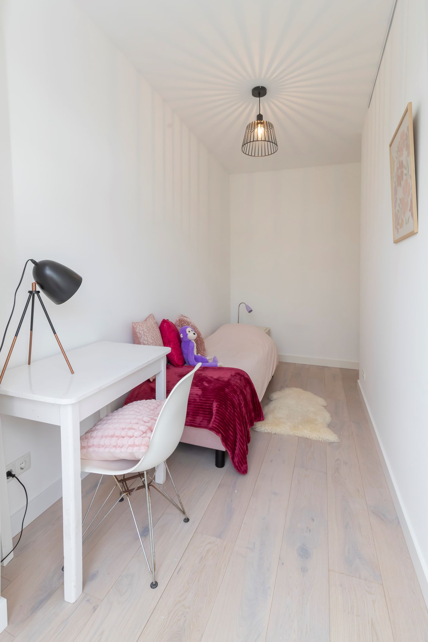 Luxury Fully Renovated Five-Room Apartment with Full-Width Balcony in Bos en Lommer — 20