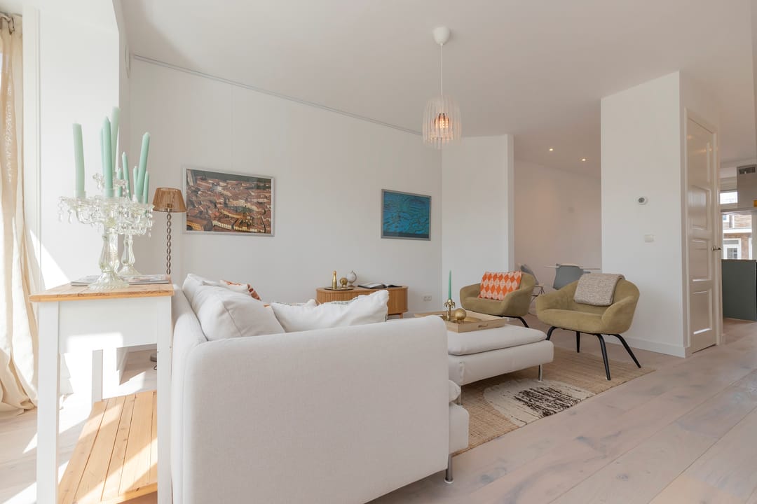 Luxury Fully Renovated Five-Room Apartment with Full-Width Balcony in Bos en Lommer — 26