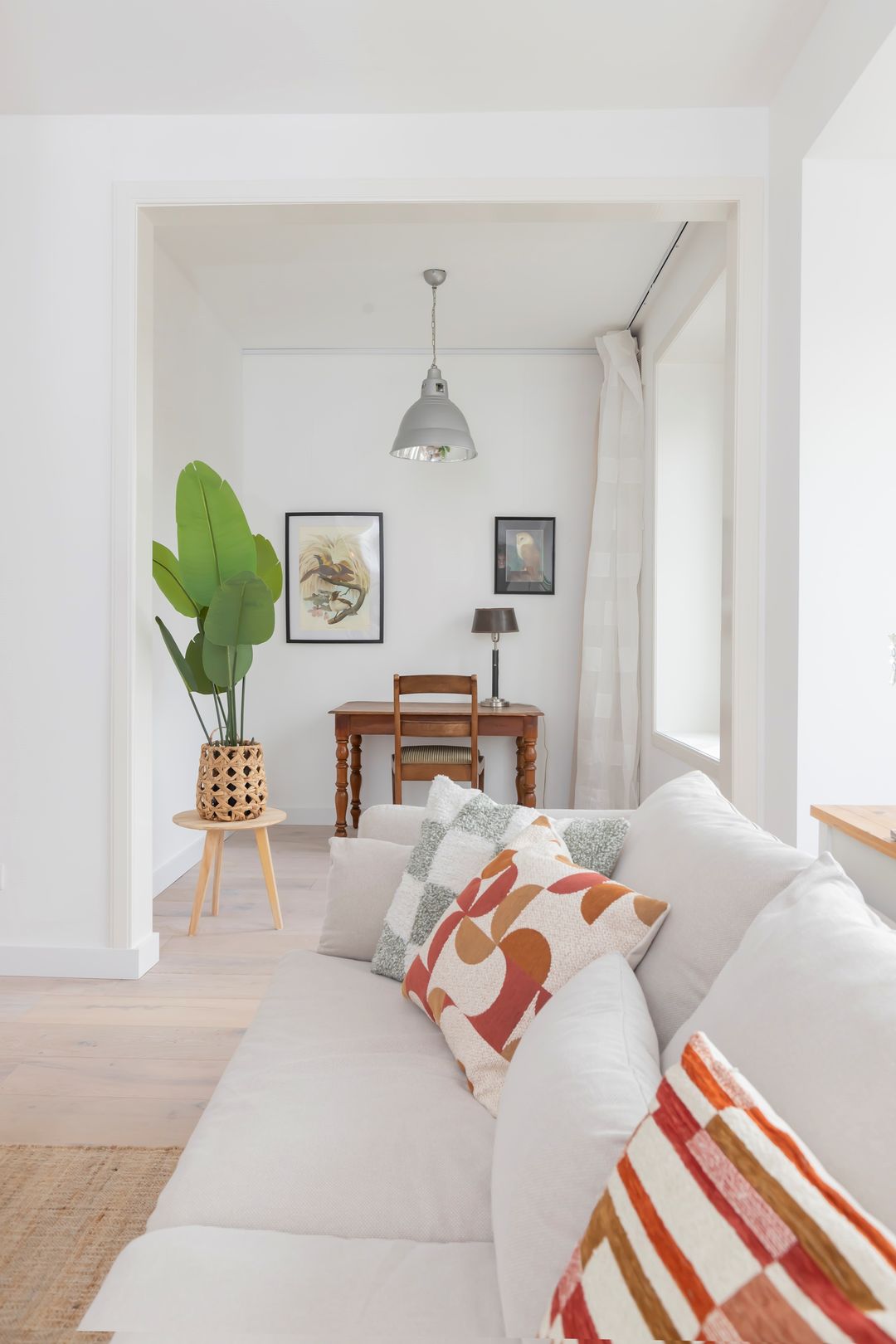 Luxury Fully Renovated Five-Room Apartment with Full-Width Balcony in Bos en Lommer — 31
