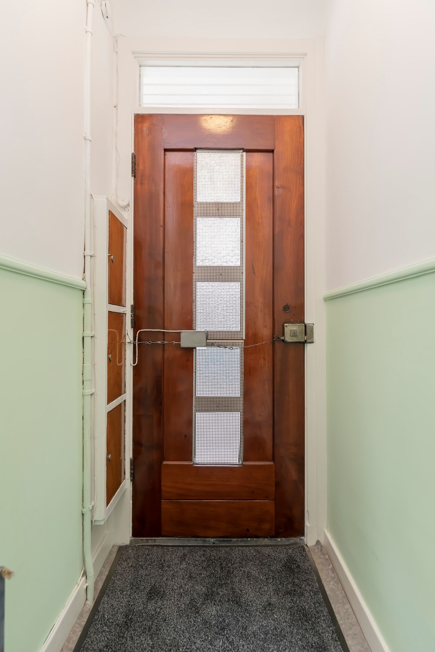 Luxury Fully Renovated Five-Room Apartment with Full-Width Balcony in Bos en Lommer — 49