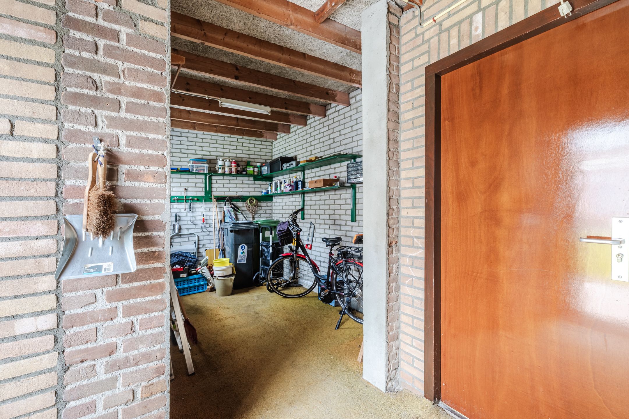 Foto 33 van Smient 16