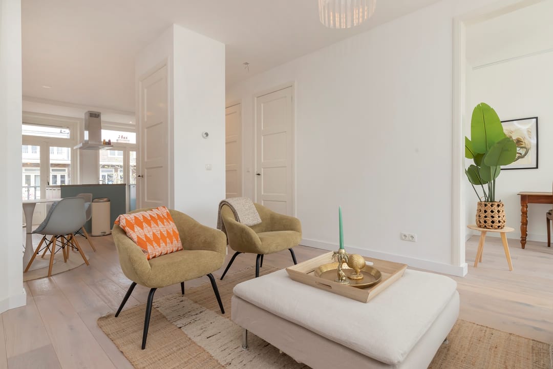 Luxury Fully Renovated Five-Room Apartment with Full-Width Balcony in Bos en Lommer — 28