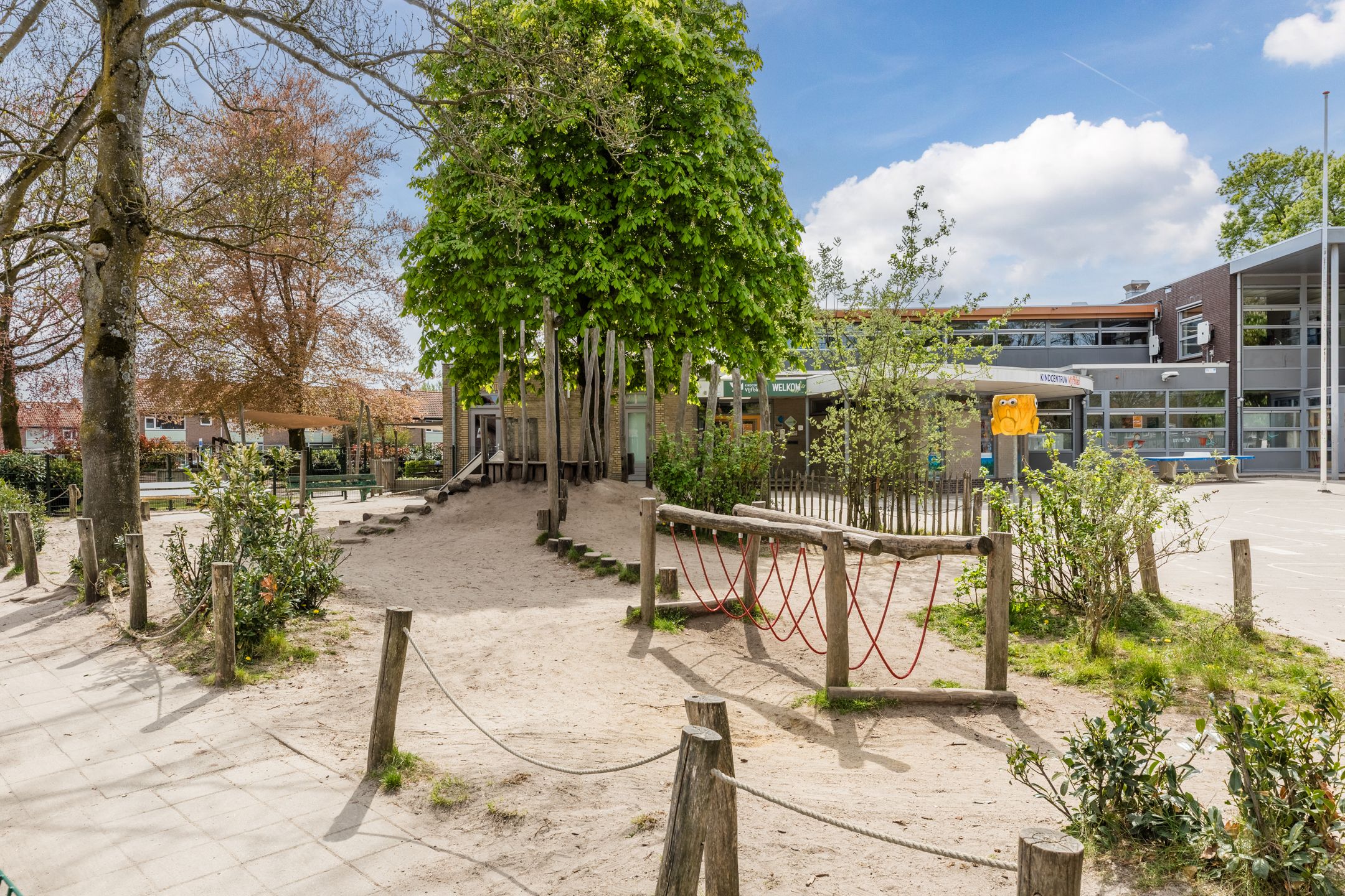 Foto 45 van Smient 16