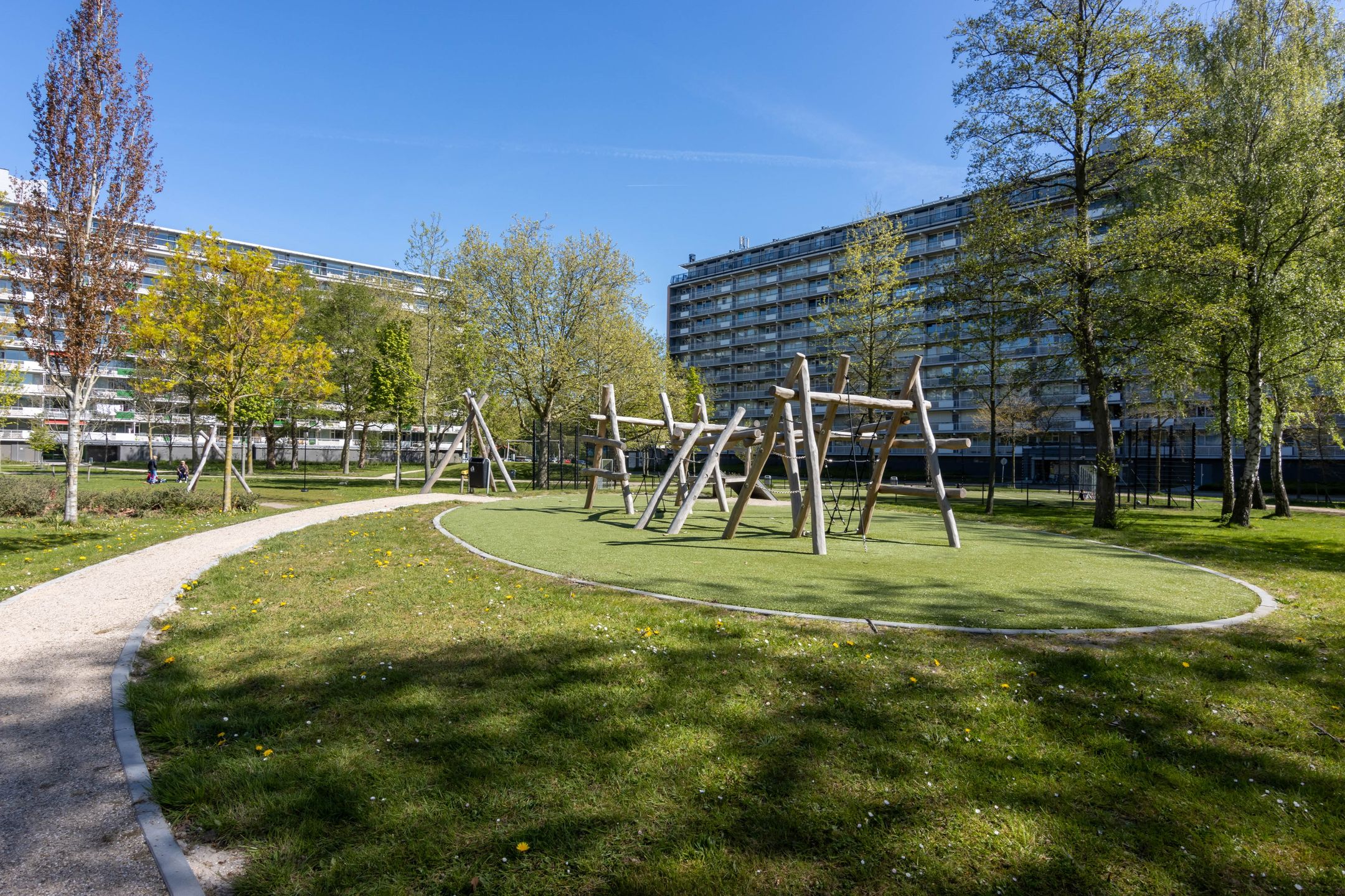 Foto 24 van Bachplein 211