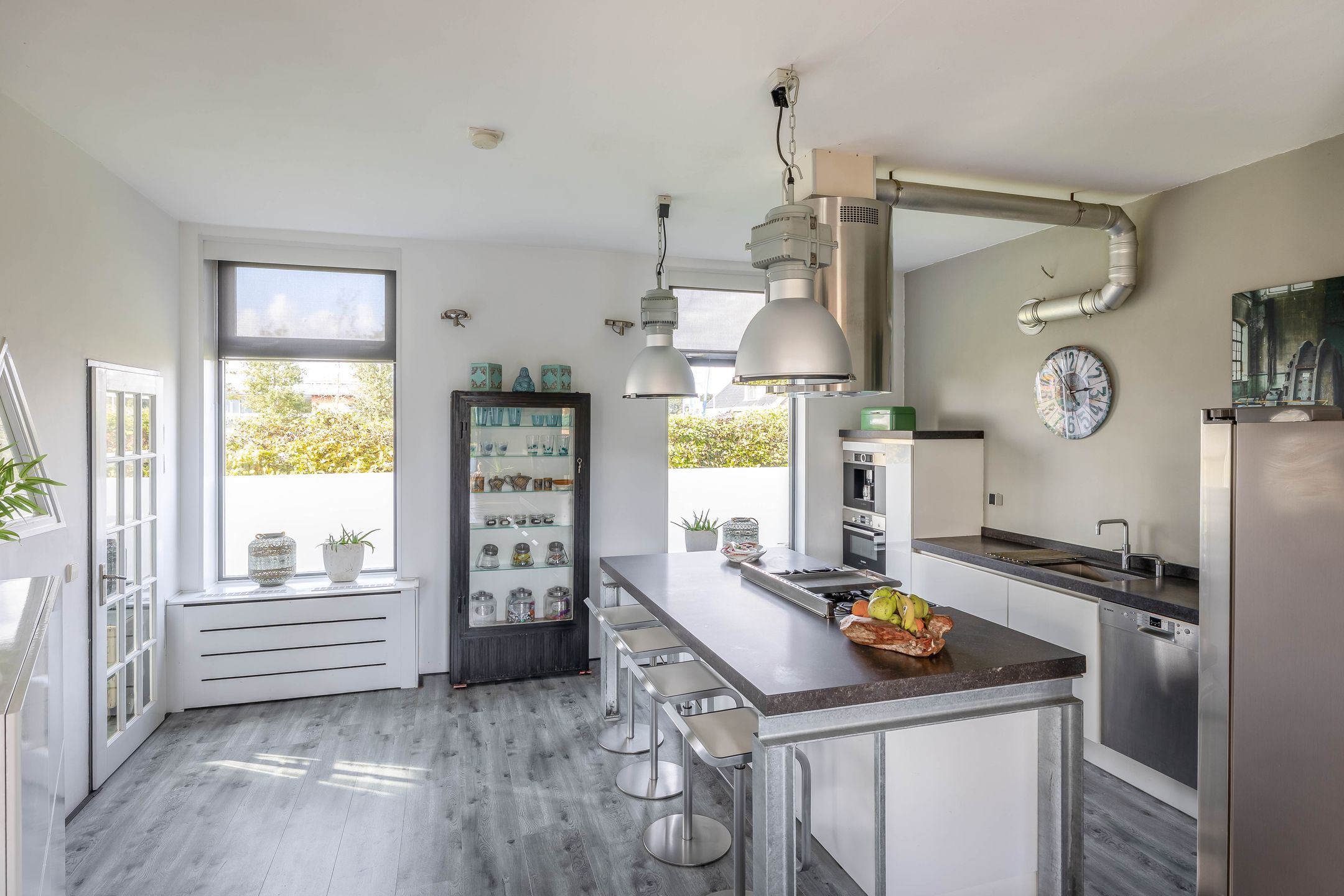 Characteristic Detached Home with Spacious Garden on Private Land in Capelle aan den IJssel — 15
