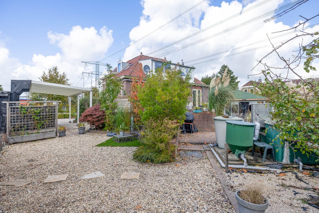 Characteristic Detached Home with Spacious Garden on Private Land in Capelle aan den IJssel — 22