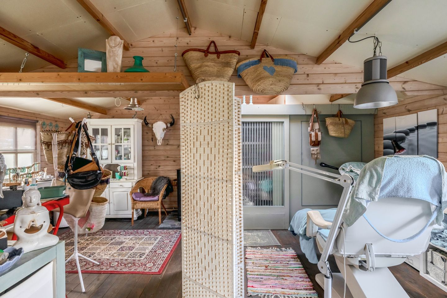Characteristic Detached Home with Spacious Garden on Private Land in Capelle aan den IJssel — 29