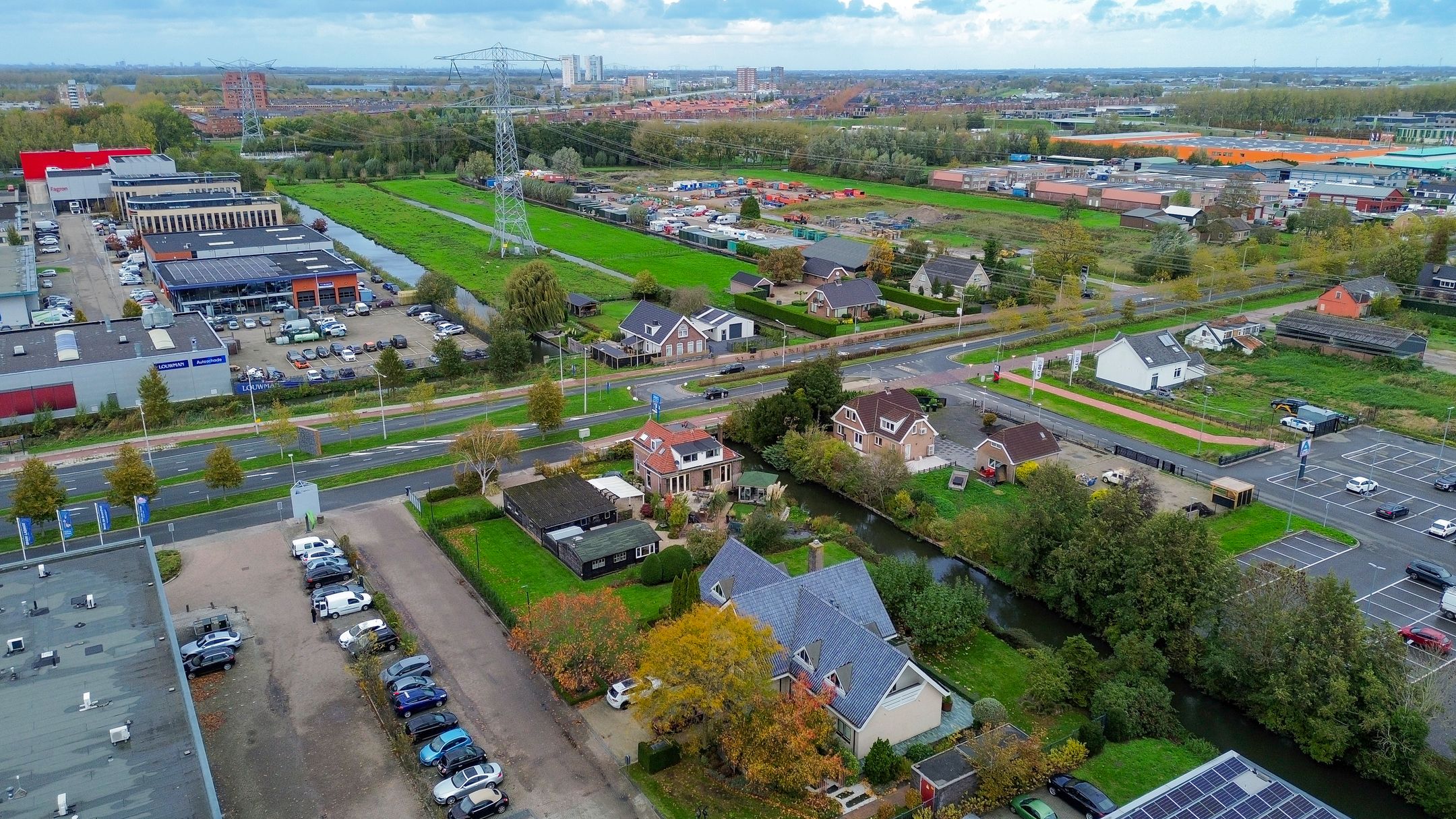 Characteristic Detached Home with Spacious Garden on Private Land in Capelle aan den IJssel — 45