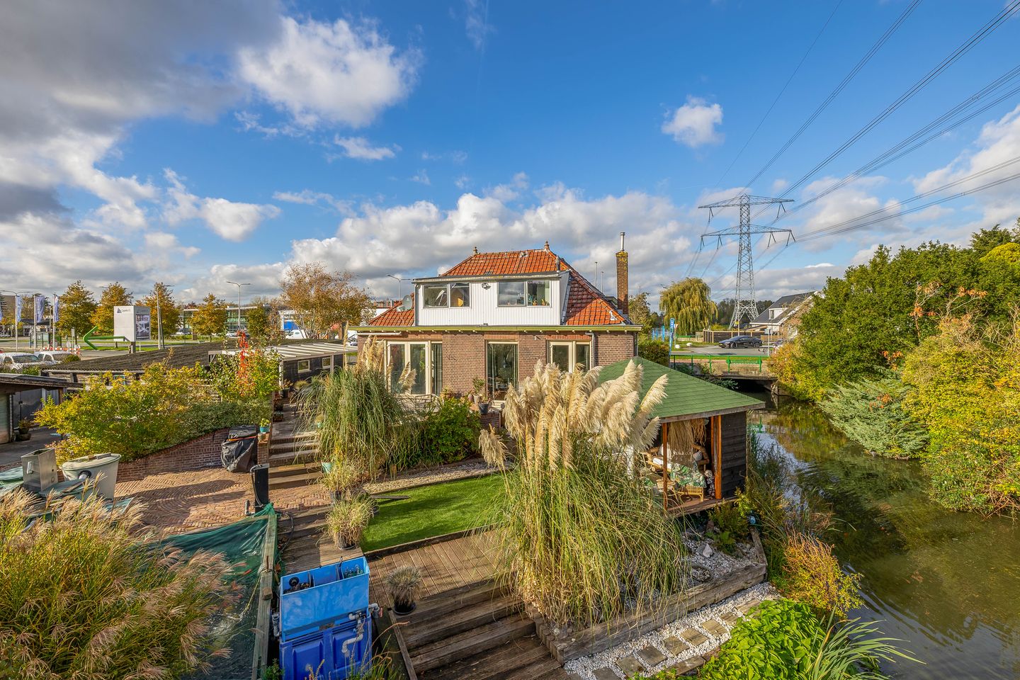 Characteristic Detached Home with Spacious Garden on Private Land in Capelle aan den IJssel — 74