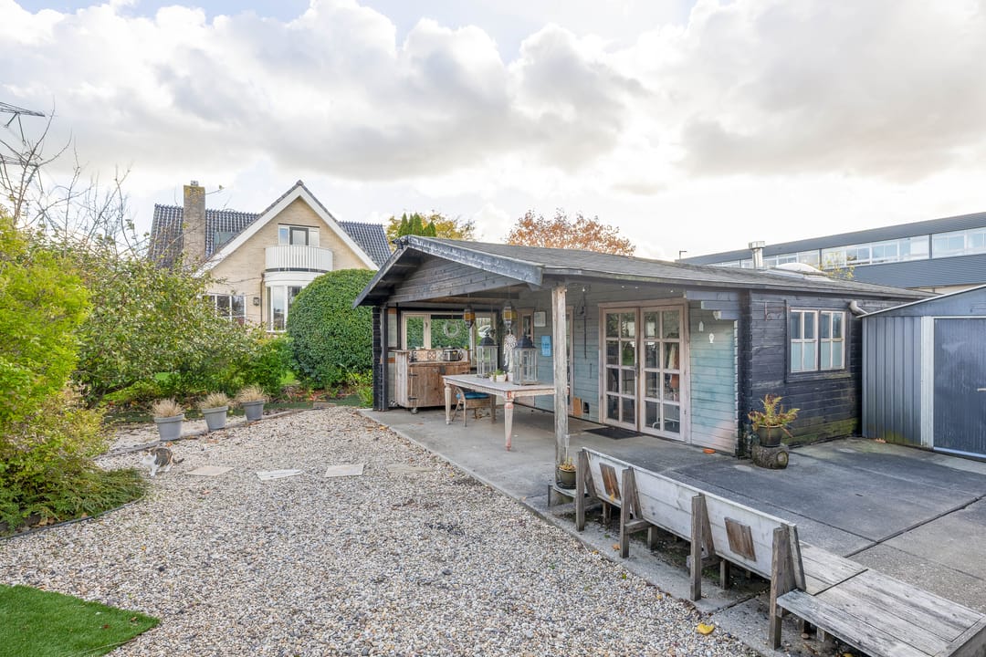 Characteristic Detached Home with Spacious Garden on Private Land in Capelle aan den IJssel — 26