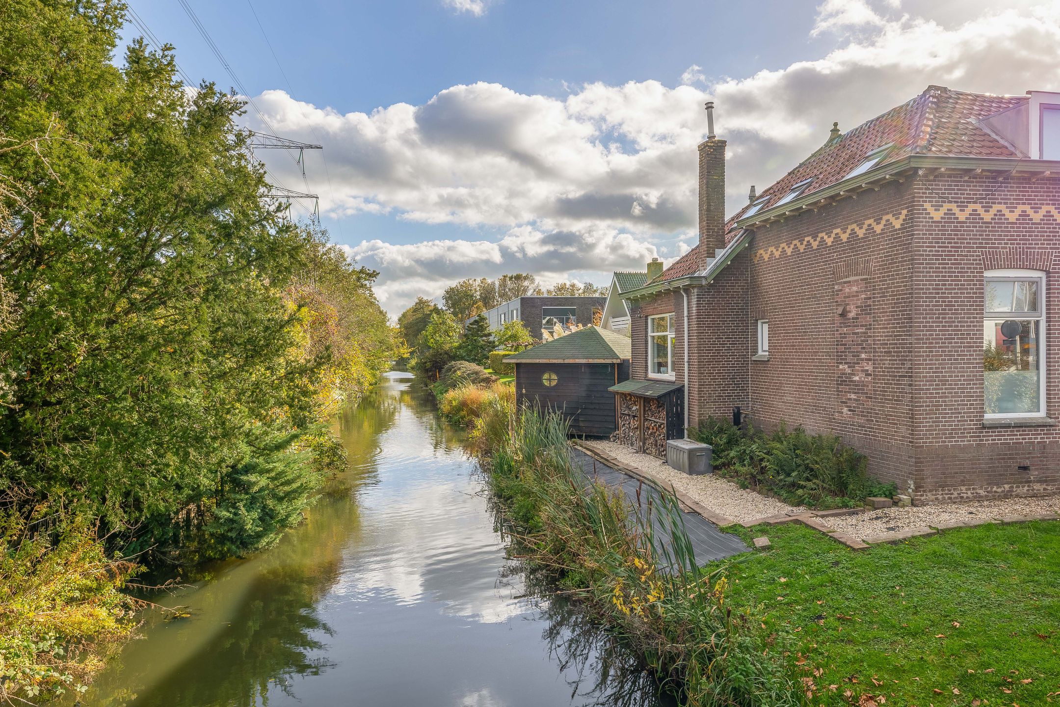 Characteristic Detached Home with Spacious Garden on Private Land in Capelle aan den IJssel — 63