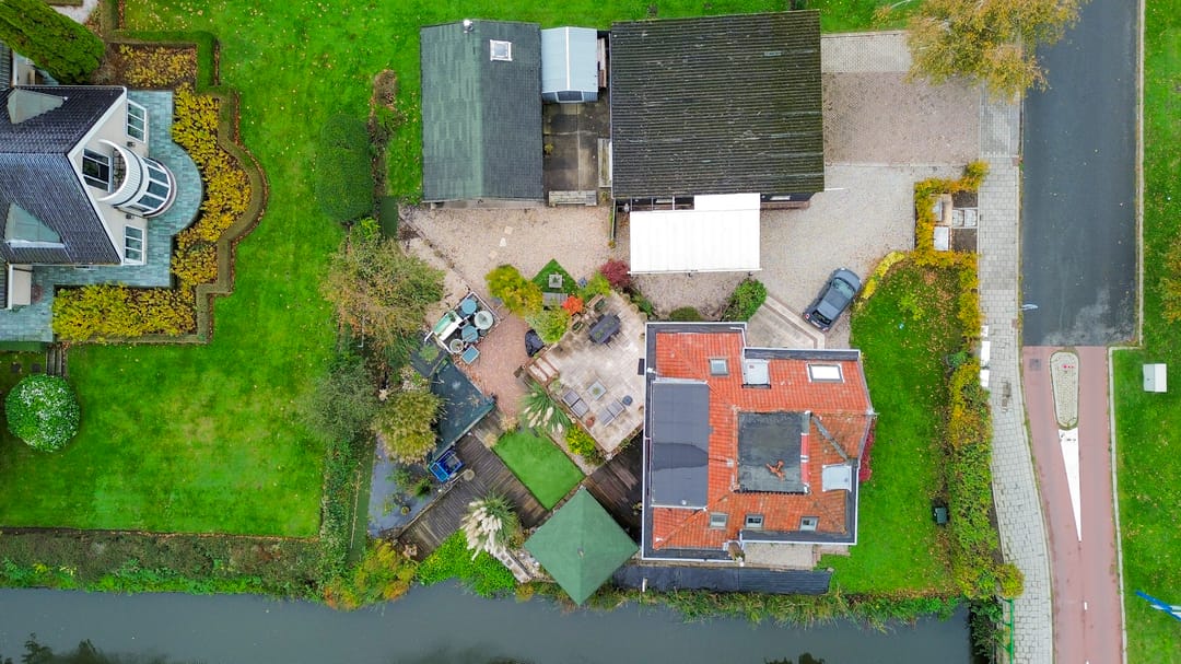 Characteristic Detached Home with Spacious Garden on Private Land in Capelle aan den IJssel — 53