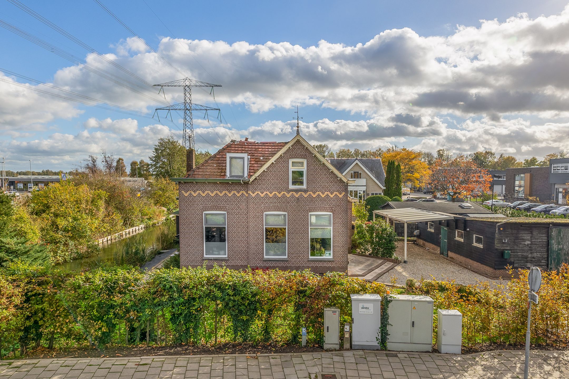 Characteristic Detached Home with Spacious Garden on Private Land in Capelle aan den IJssel — 60