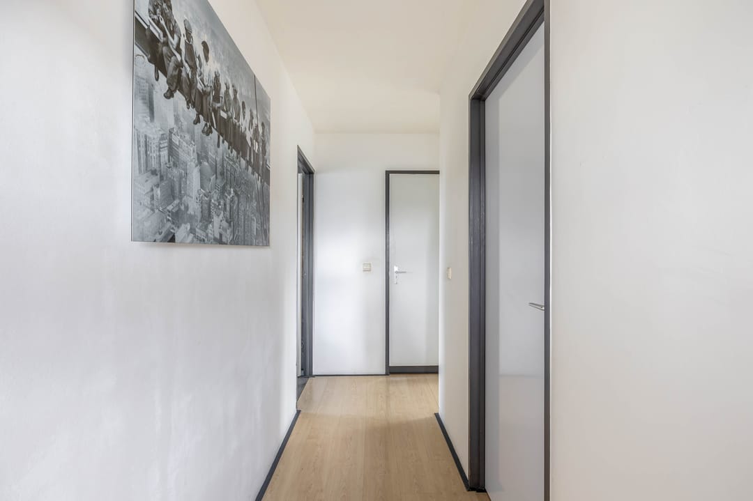 Characteristic Detached Home with Spacious Garden on Private Land in Capelle aan den IJssel — 31