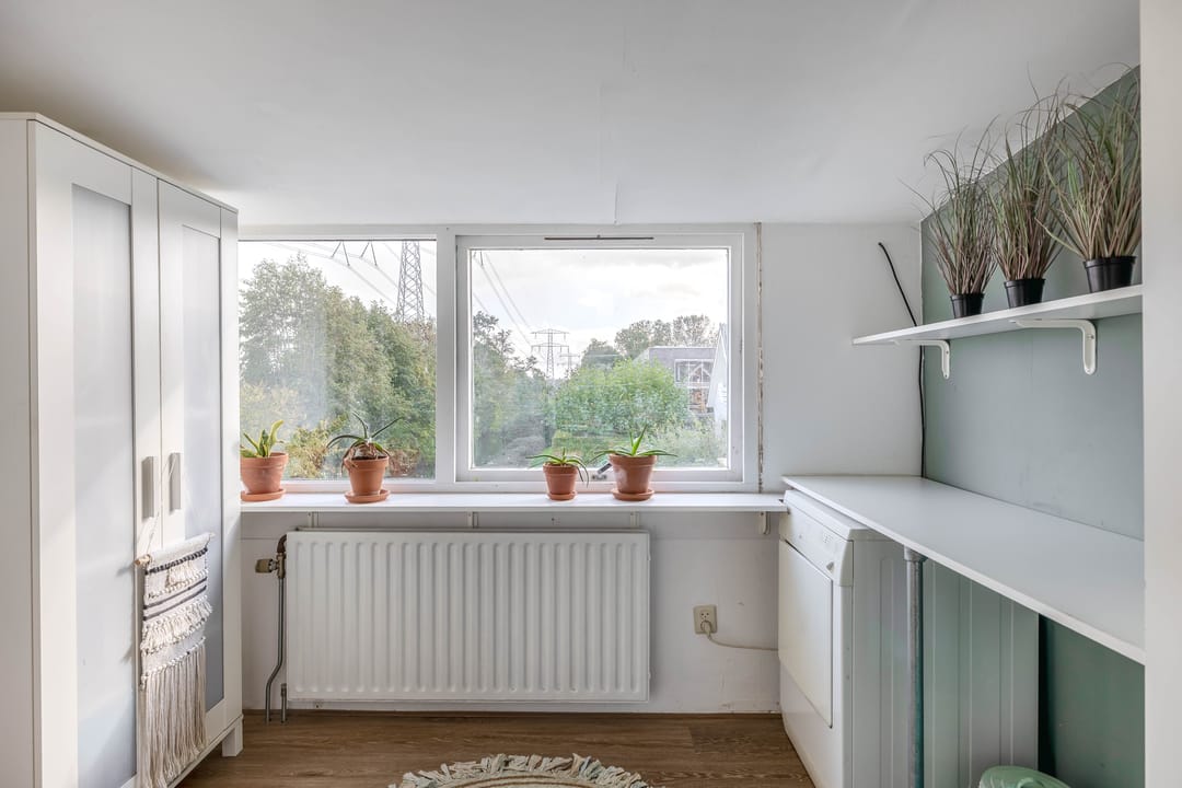 Characteristic Detached Home with Spacious Garden on Private Land in Capelle aan den IJssel — 38