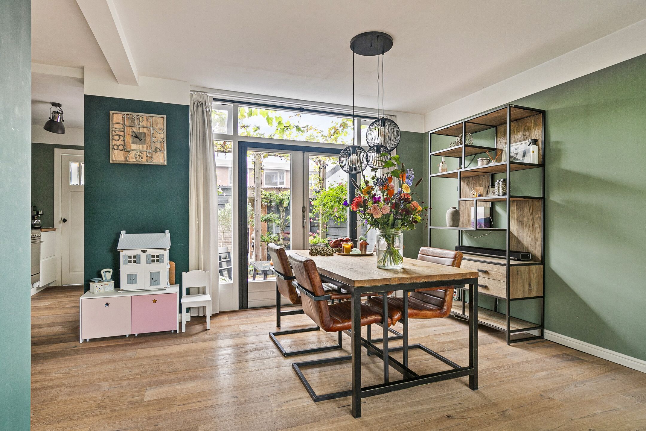 Foto 12 van Bloemenstraat 24