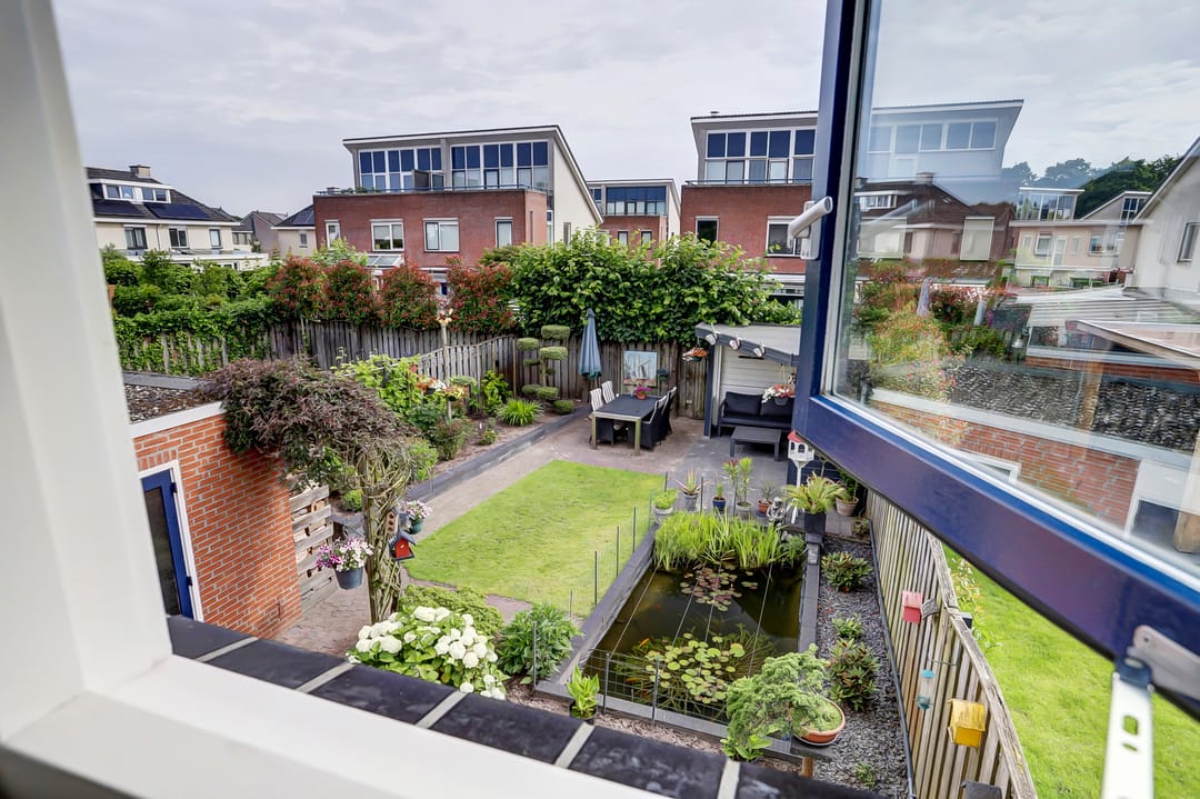 Semi-detached family home with roof terrace in De Hoge Akker — 31