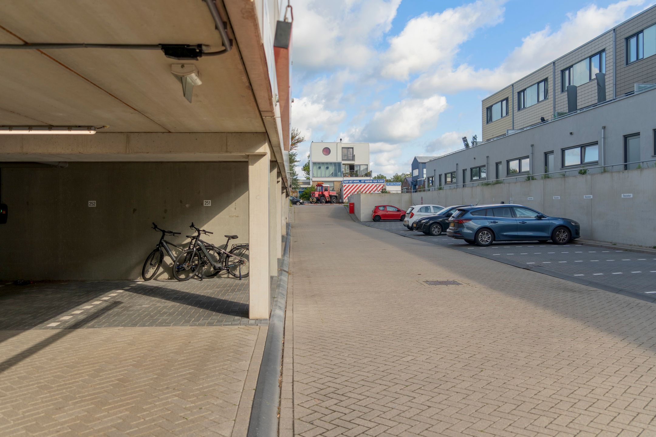 Foto 42 van Galileistate 201