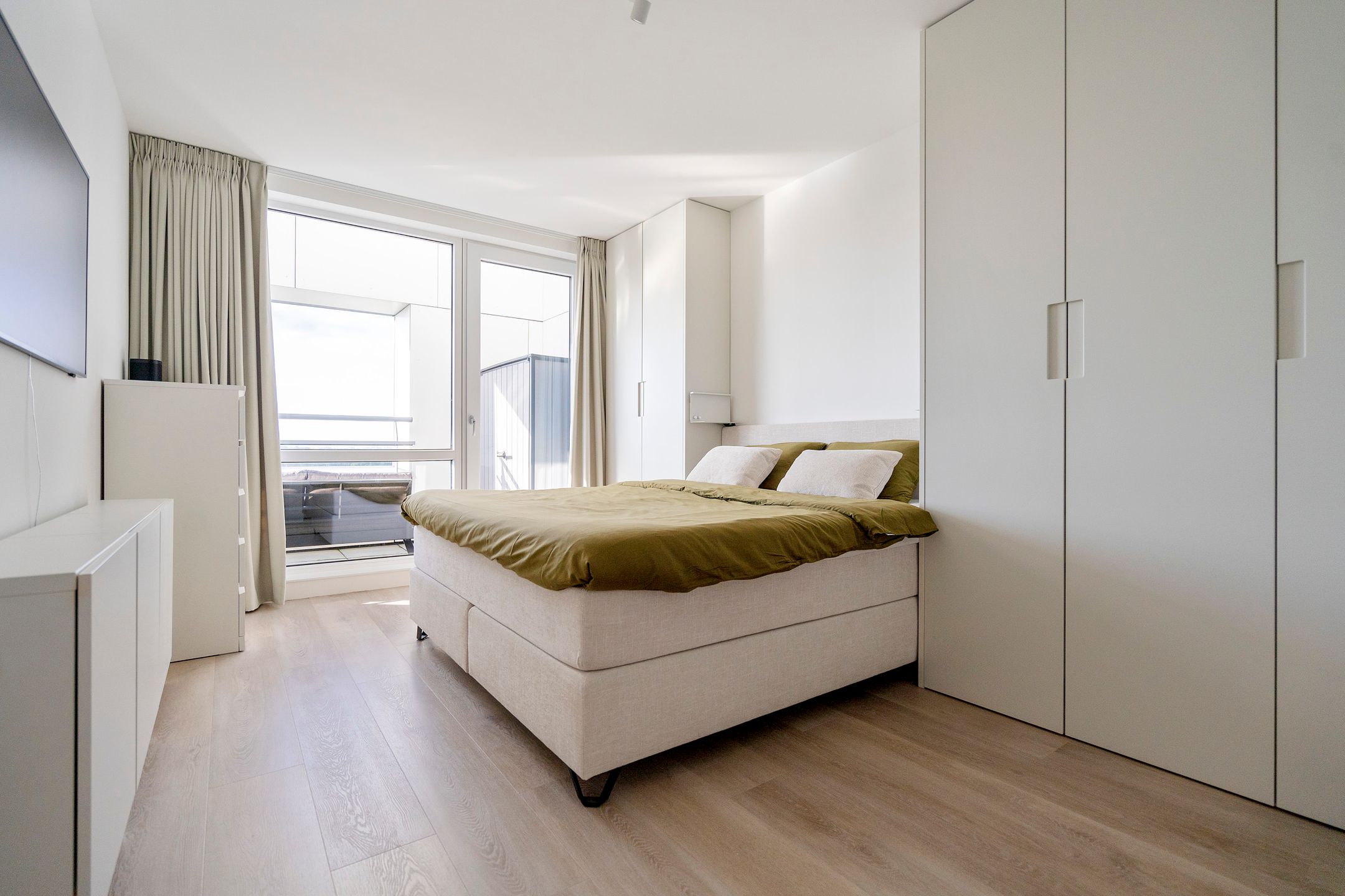 Foto 15 van Galileistate 201