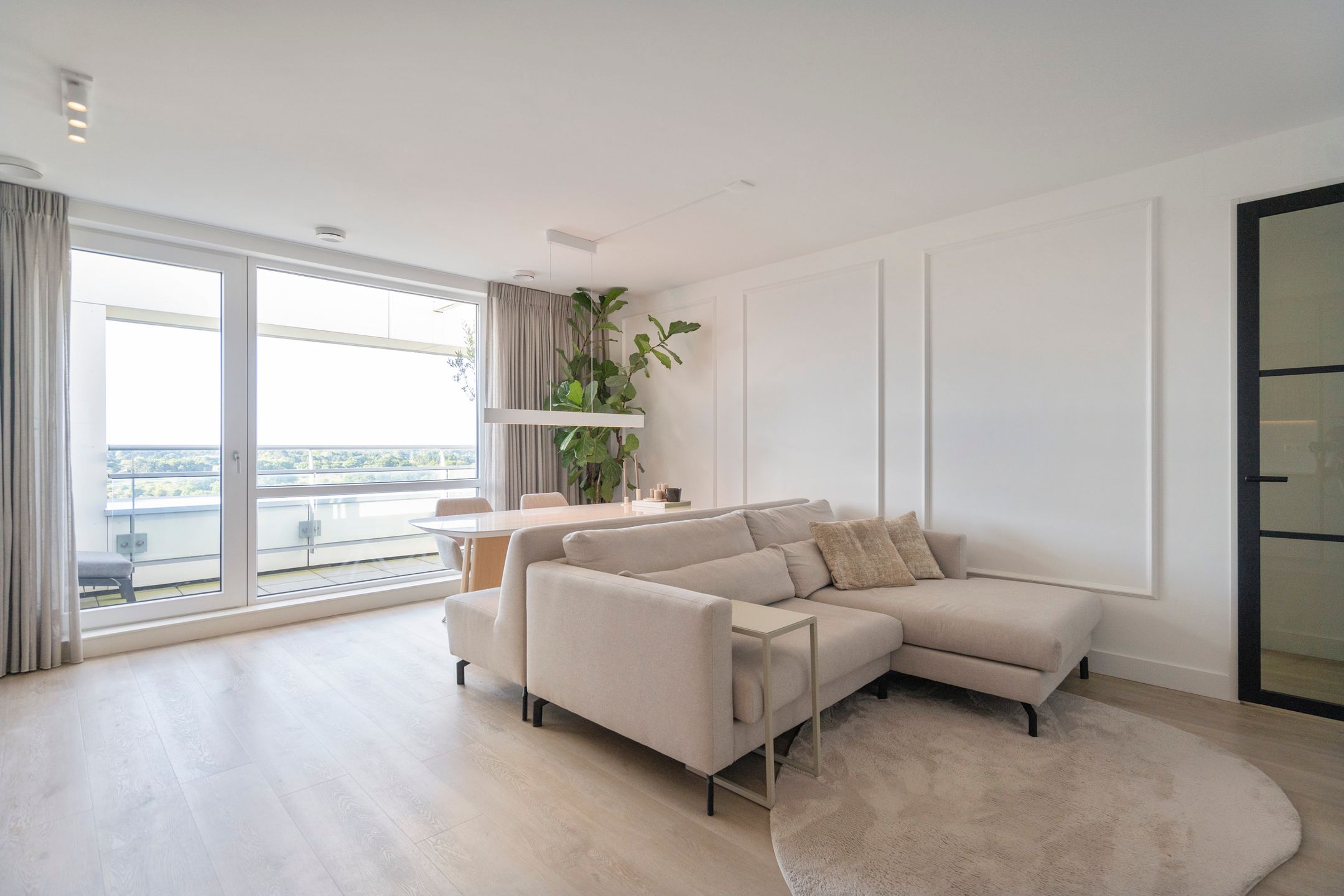 Foto 3 van Galileistate 201