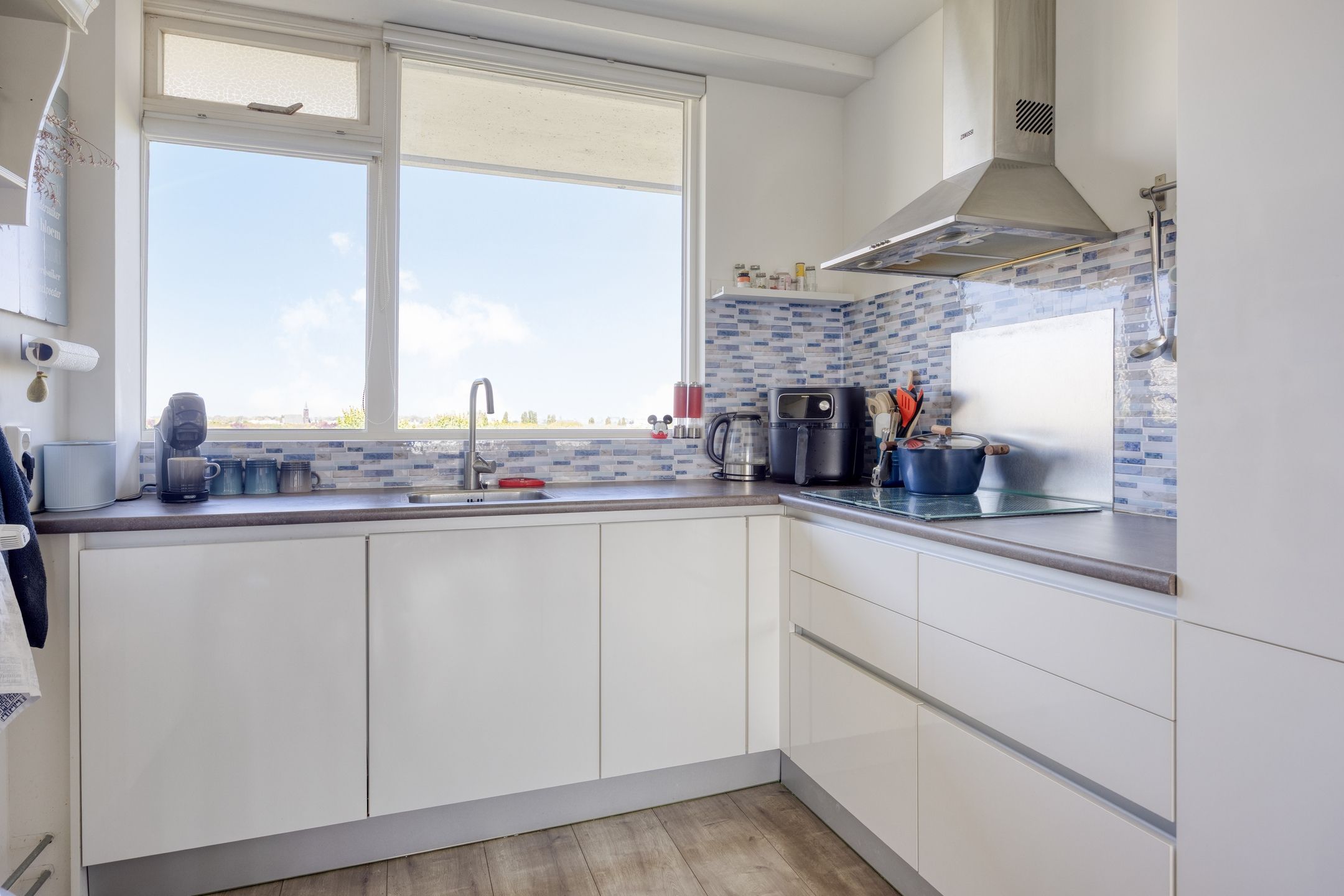 Photo 3 of Heiloostraat 435