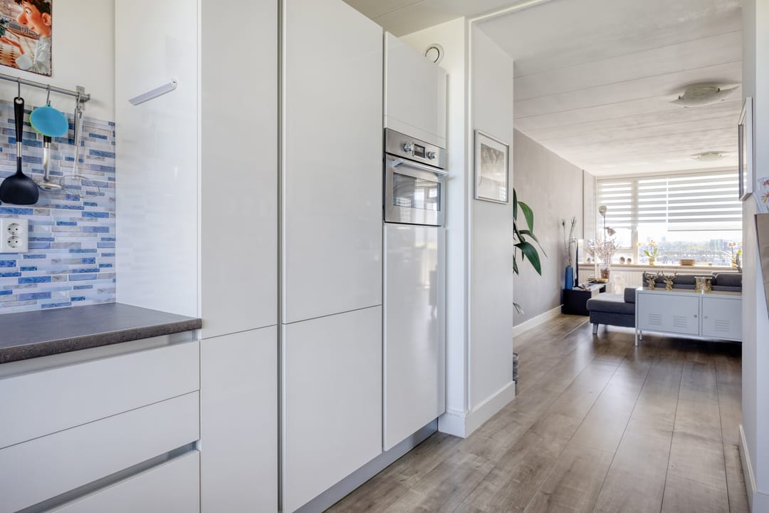 Photo 7 of Heiloostraat 435