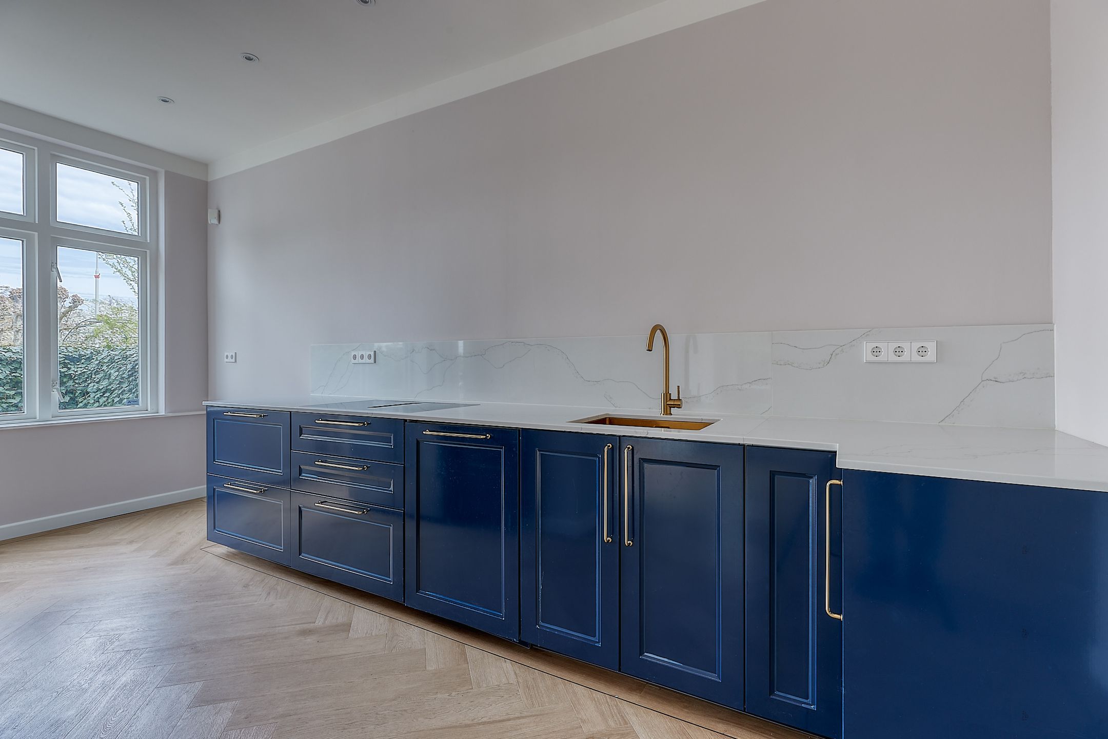 Foto 9 van Bloklandenplein 11