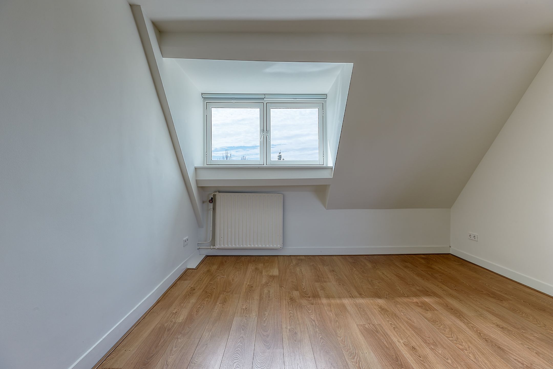 Foto 33 van Bloklandenplein 11