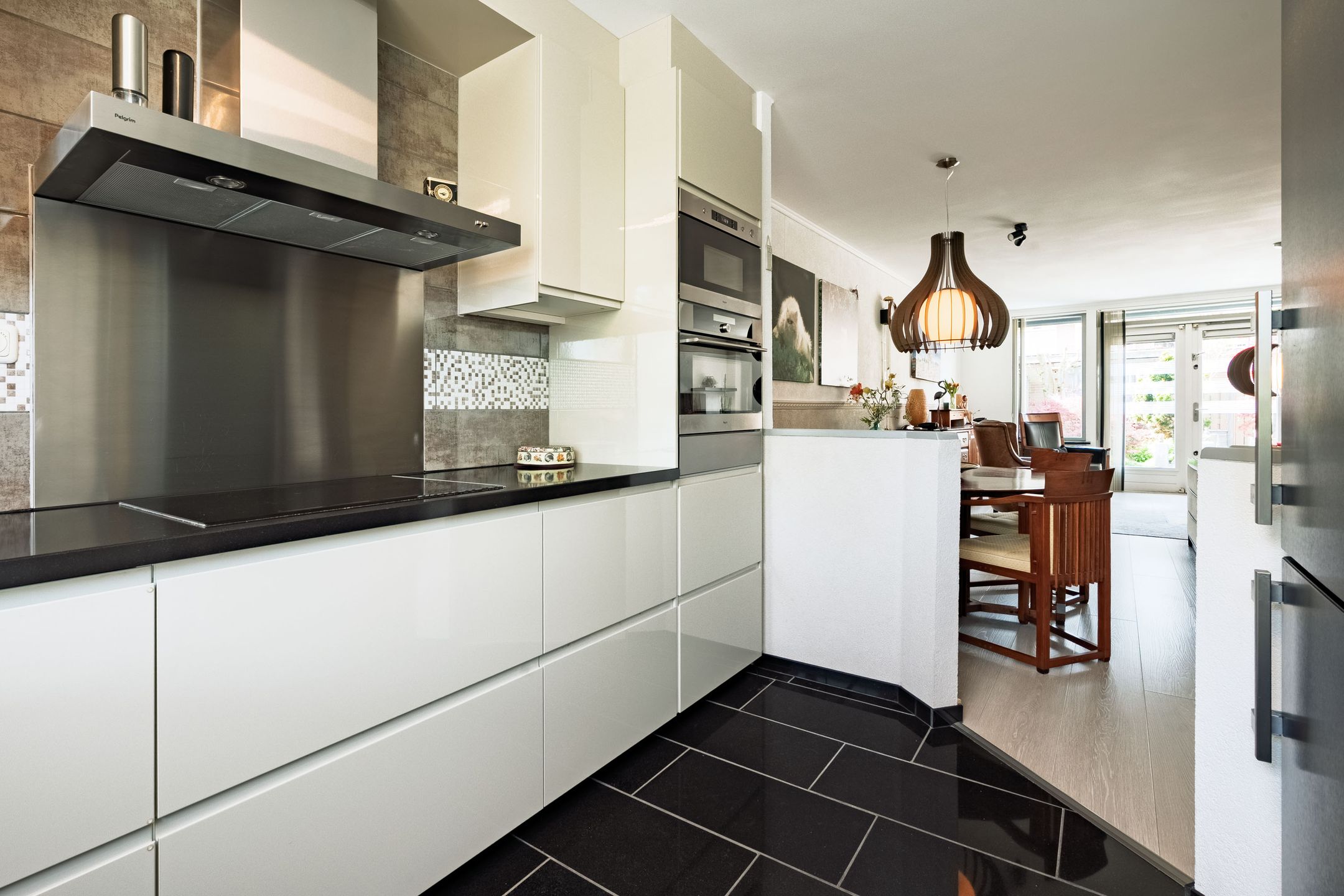 Photo 12 of Willem Klooshove 9