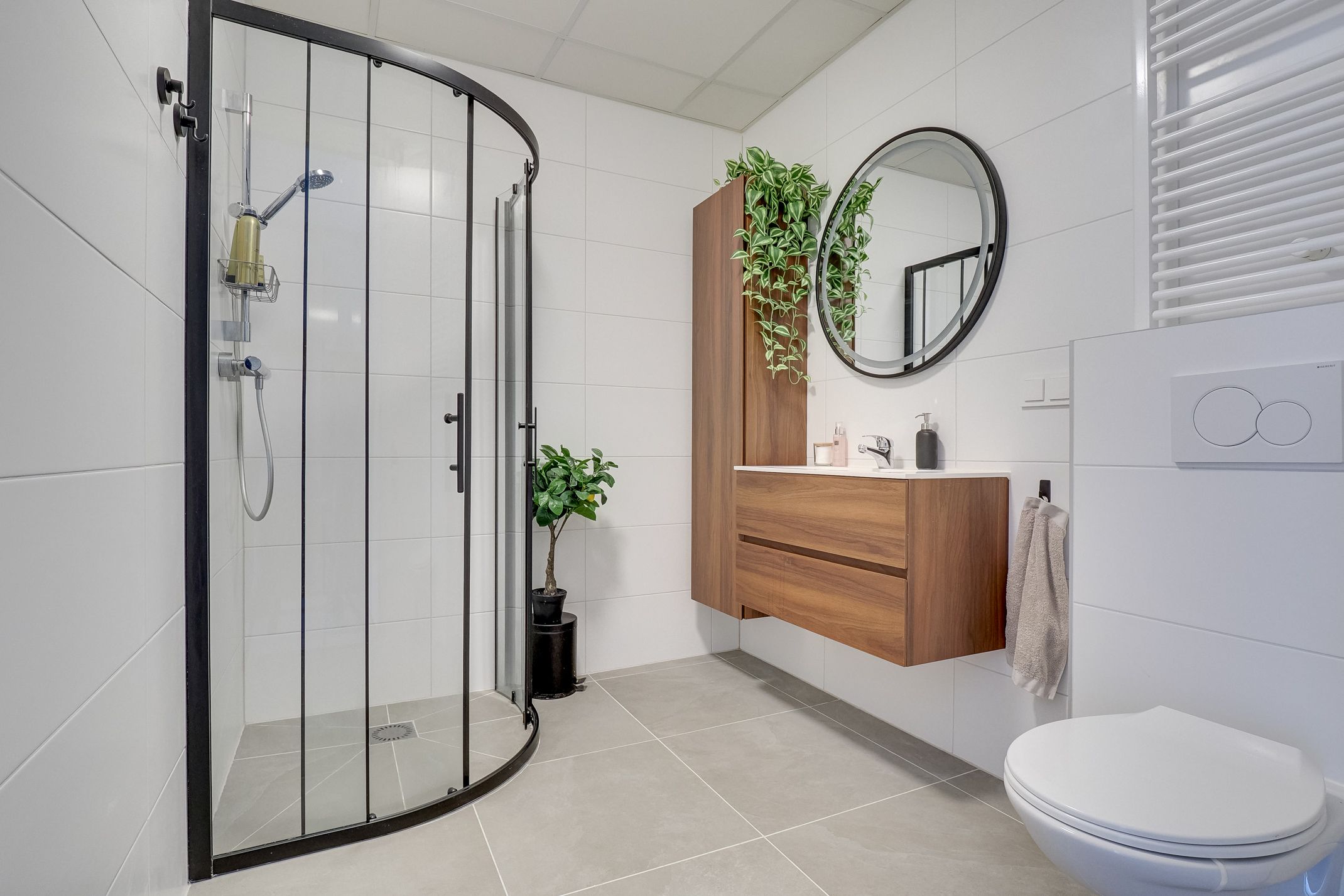 Photo 3 of Wittevrouwenstraat 8-A