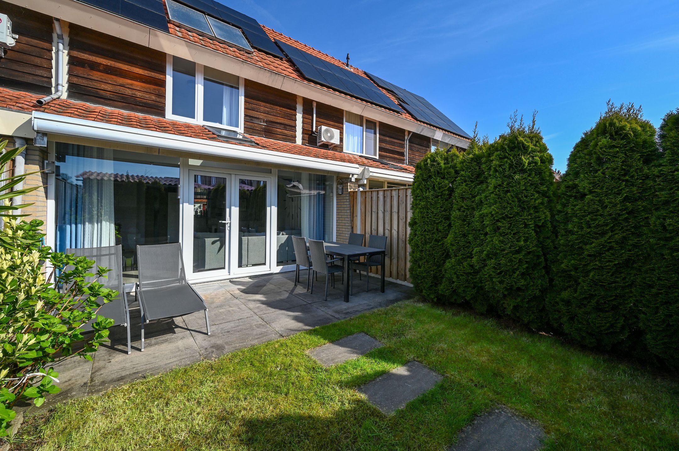 Foto 21 van Corridor 39