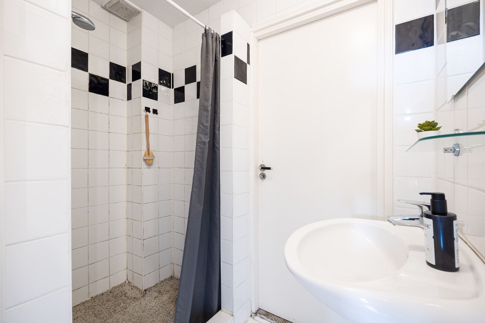 Foto 30 van Aartshertogenlaan 253