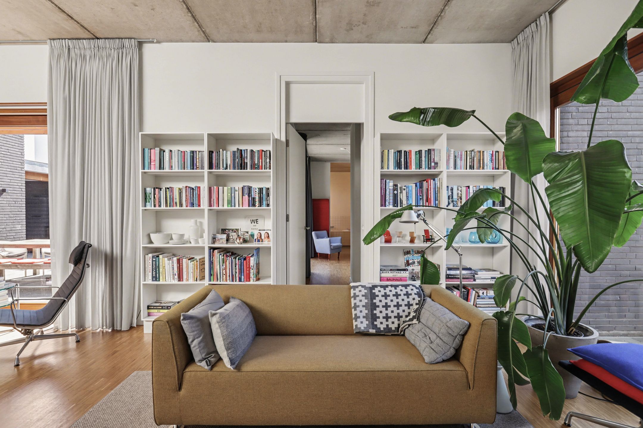 Photo 18 of Van Wulfften Palthestraat 29