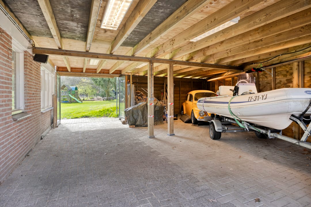 Photo 7 of Rolderstraat 33