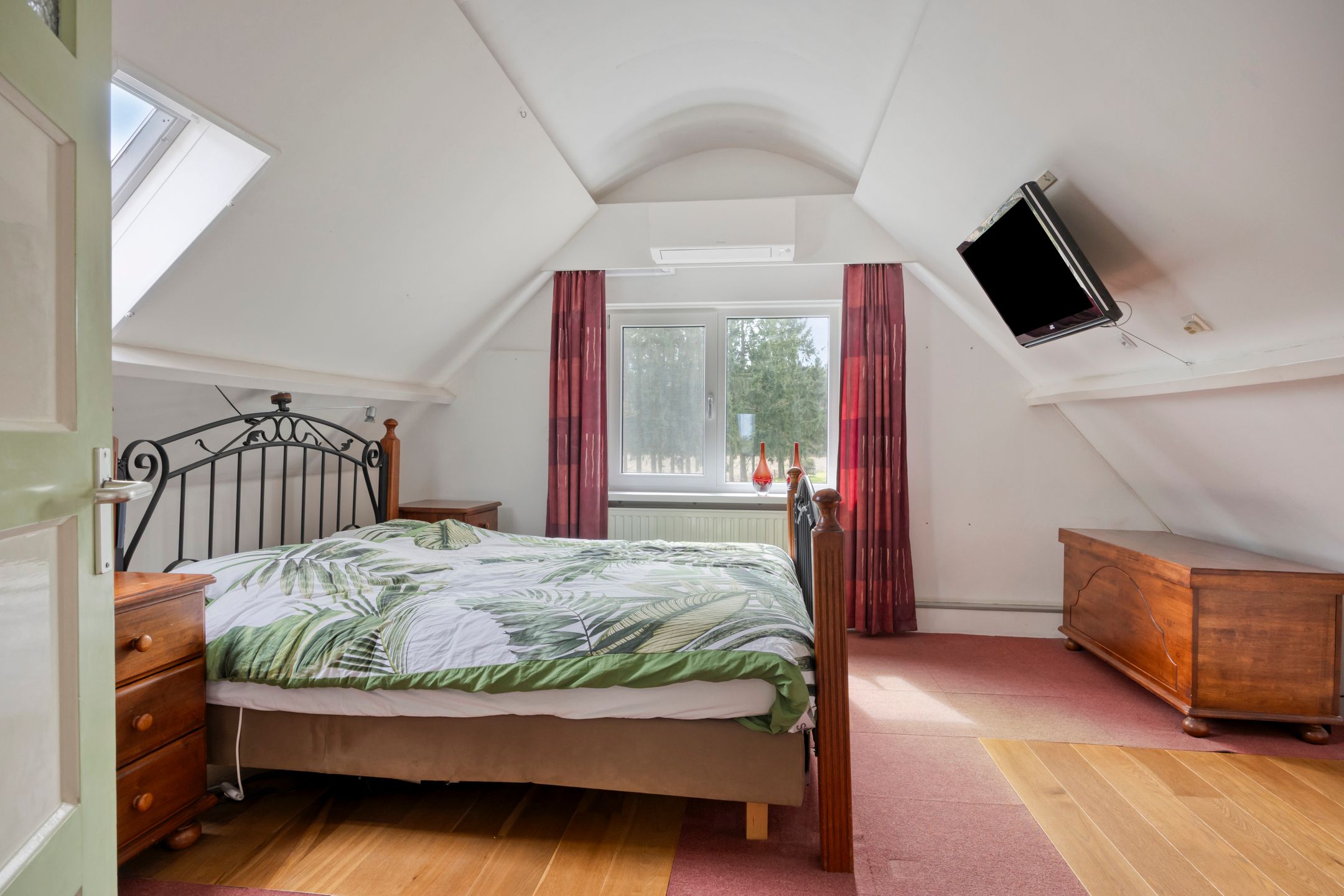 Photo 27 of Rolderstraat 33