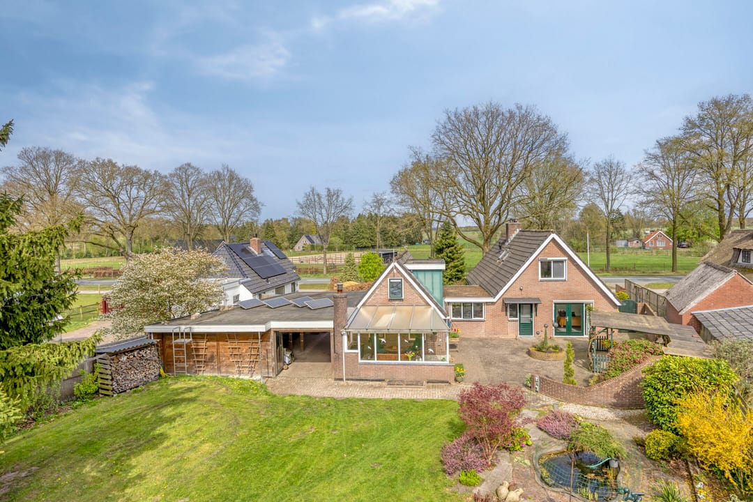 Photo 62 of Rolderstraat 33