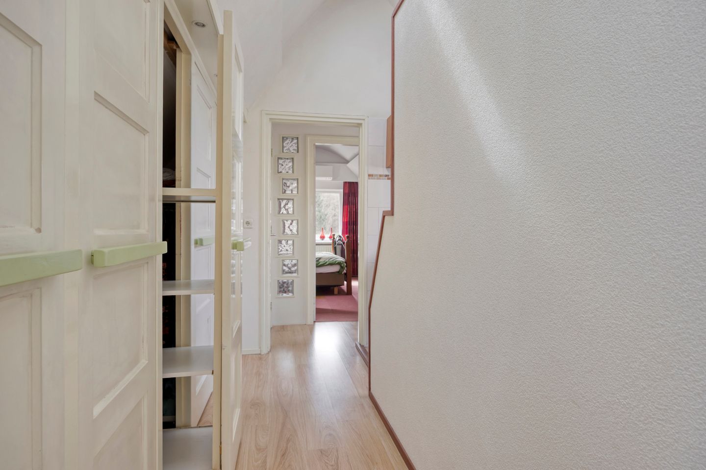 Photo 34 of Rolderstraat 33