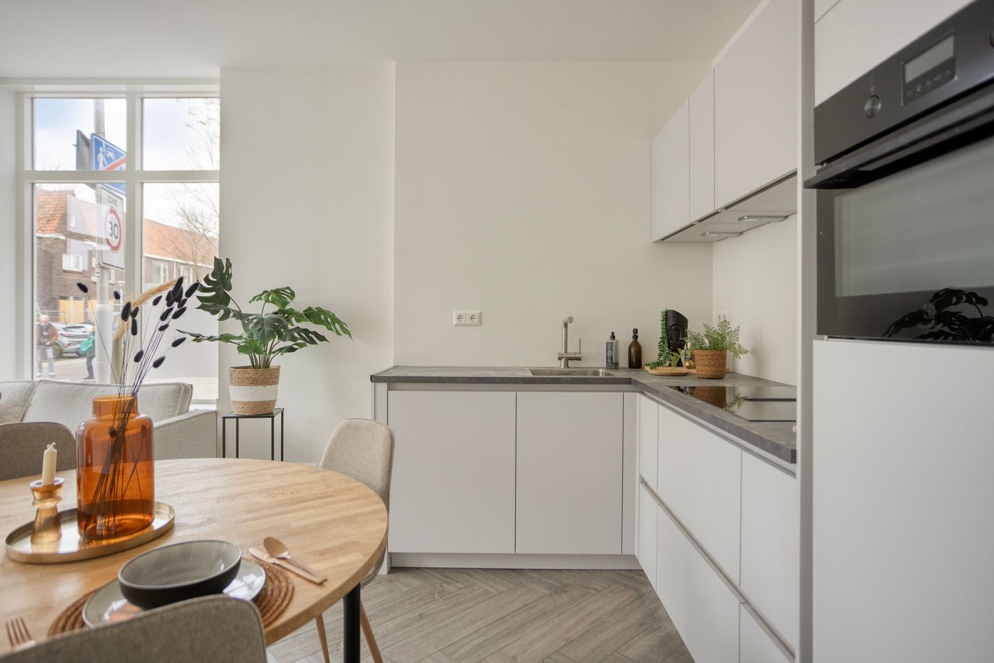 Photo 14 of Rosmolenstraat 36