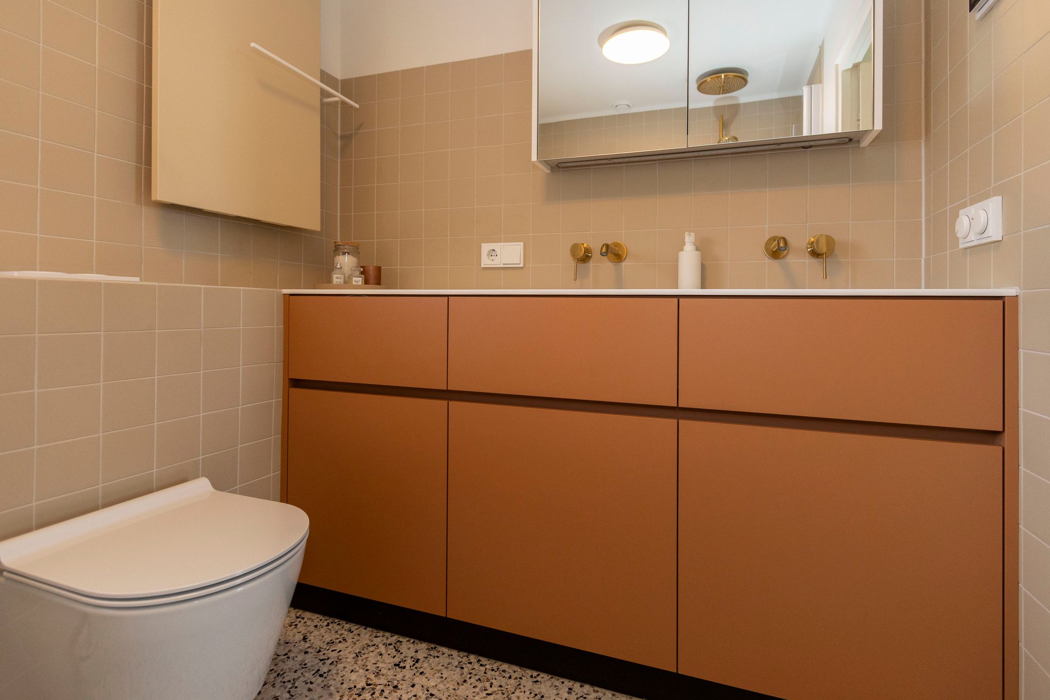 Photo 36 of Sint Hubertusstraat 16
