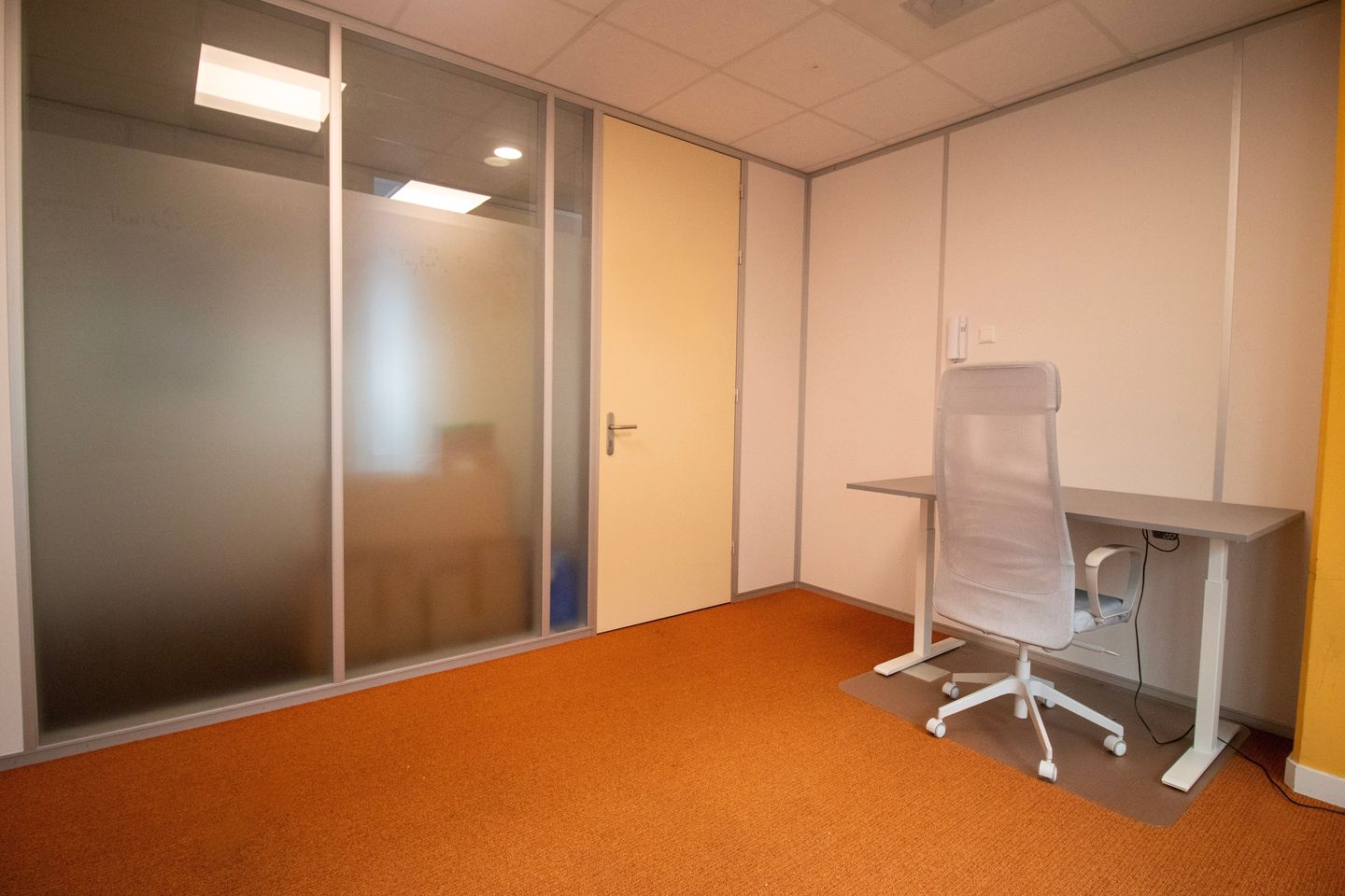 View photo 3 of Stationsstraat 1-p