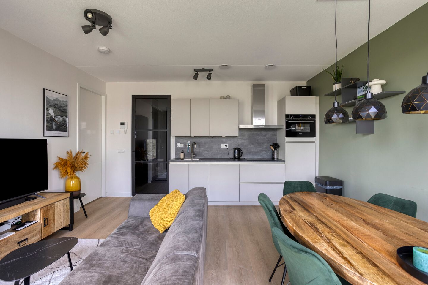 Foto 5 van Picassolaan 777