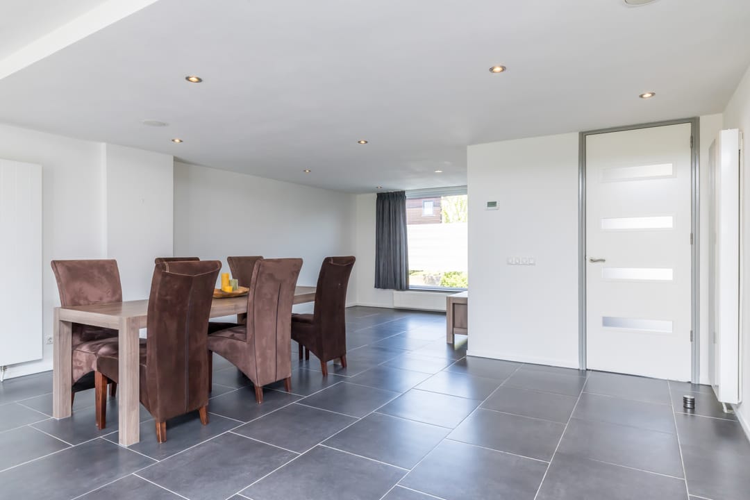 Photo 7 of Jhr. v.d. Maesenstraat 43