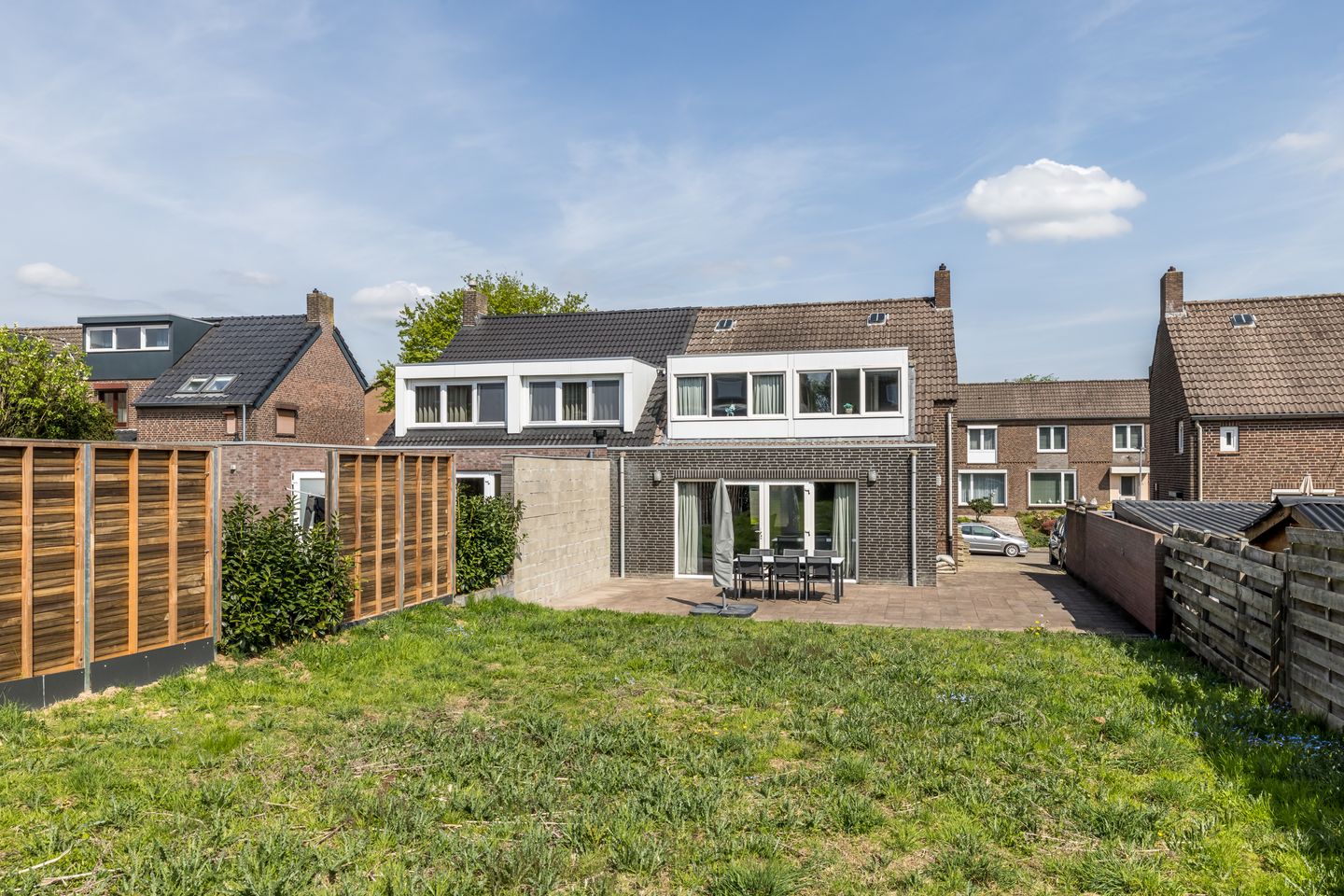 Photo 34 of Jhr. v.d. Maesenstraat 43